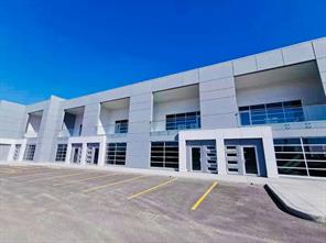 1050, 220 Manning Road NE For Lease