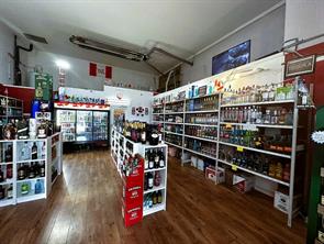 Liquor Store  For Lease