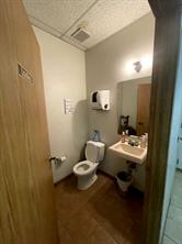 Office washroom 1