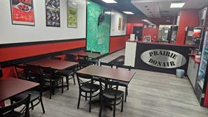 Deli/Catering,Fast Food,Food & Beverage ,Health Food,Restaurant ,Retail  For Lease