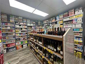 Liquor Store  For Lease