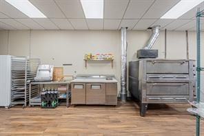 UNIT 5, 2650 36 ST SE   For Lease