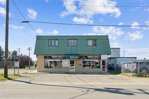 704 41 Avenue NE For Sale