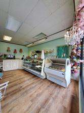 Food & Beverage ,Restaurant  For Lease