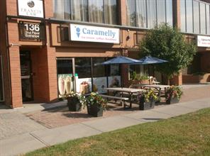 Fast Food,Food & Beverage  For Lease