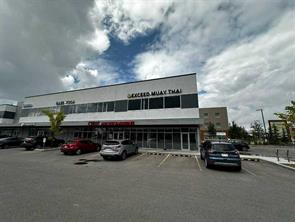 1210, 11 Royal Vista Drive NW For Sale