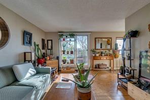 Unit 7 - Living Room