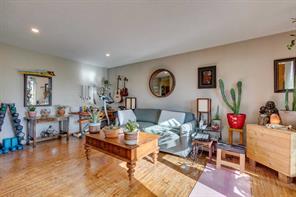 Unit 7 - Living Room