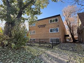 1821 17 Street SW For Sale