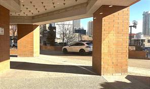 South sunny entrance