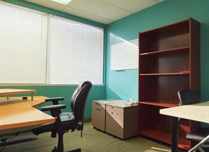 203, 1026 16 Avenue NW For Lease