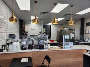 Fast Food,Food & Beverage ,Health Food,Restaurant  For Lease