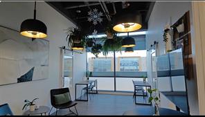 12 Royal Vista Way NW For Lease