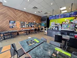 971 64 Avenue NE For Lease