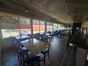 300 14 Street NW For Lease